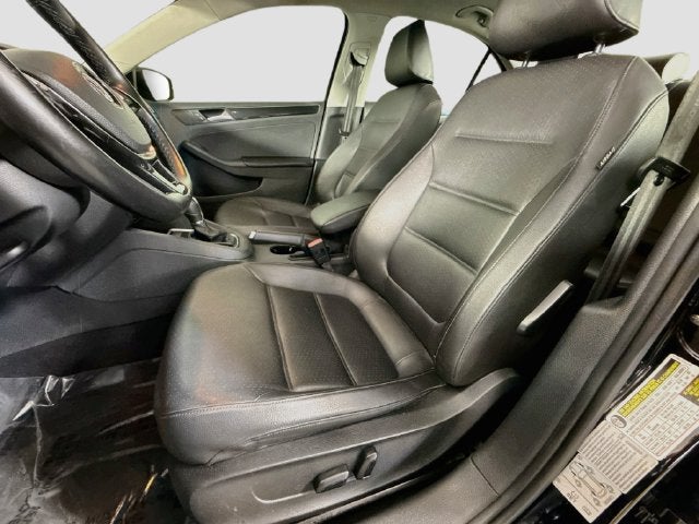 2017 Volkswagen Jetta 1.8T SEL