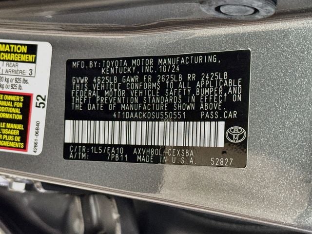 2025 Toyota Camry SE