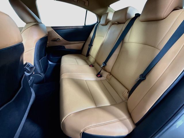 2022 Lexus ES 350