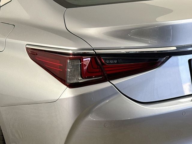2022 Lexus ES 350