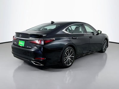 2022 Lexus ES 350