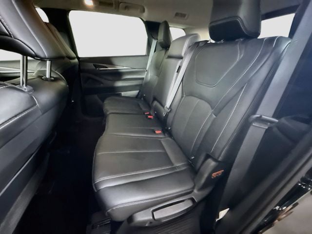 2024 INFINITI QX60 LUXE