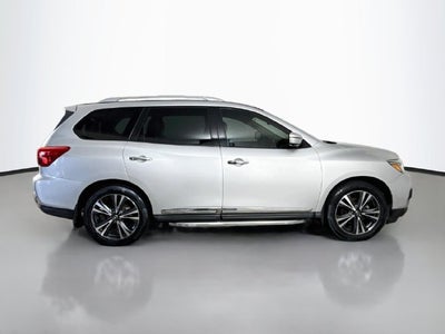 2019 Nissan Pathfinder Platinum