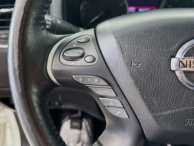 2019 Nissan Pathfinder SL