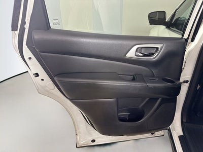 2019 Nissan Pathfinder SL