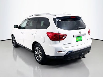 2019 Nissan Pathfinder SL