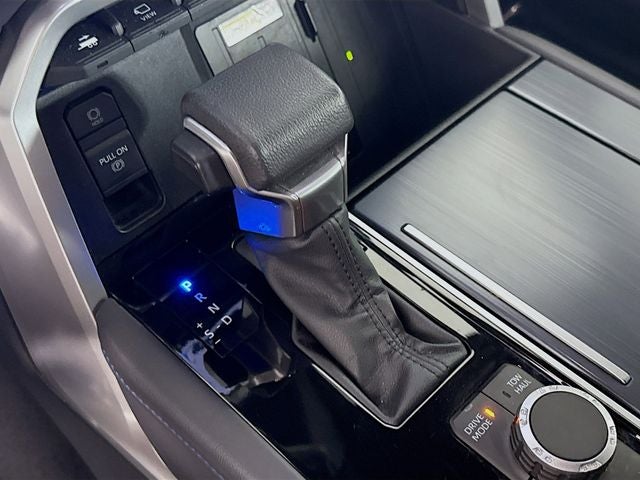 2023 Toyota Tundra Hybrid Platinum