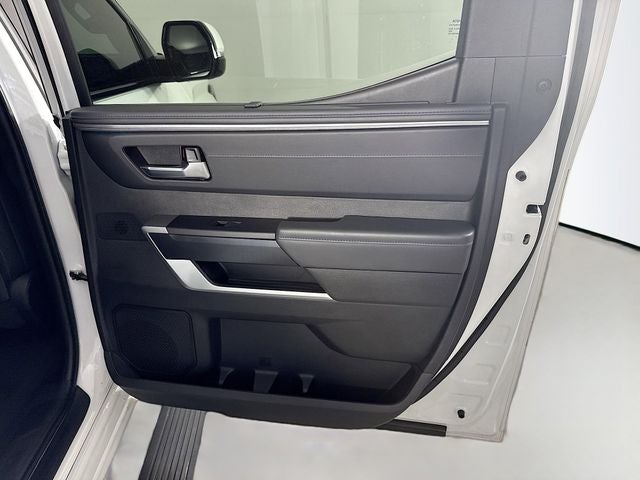 2023 Toyota Tundra Hybrid Platinum