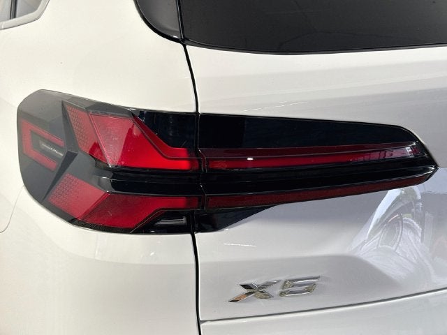 2026 BMW X5 sDrive40i