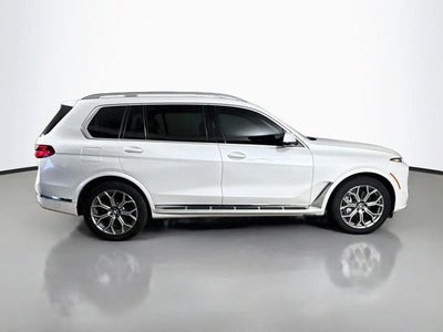 2023 BMW X7 xDrive40i