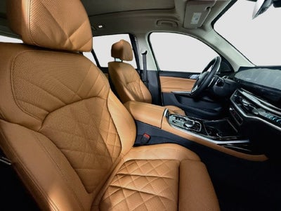 2027 BMW X7 xDrive40i