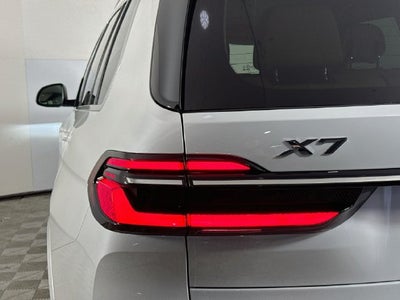 2027 BMW X7 xDrive40i