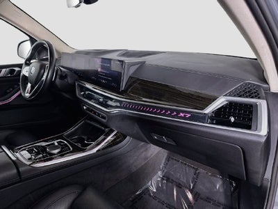 2025 BMW X7 xDrive40i