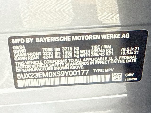 2025 BMW X7 xDrive40i
