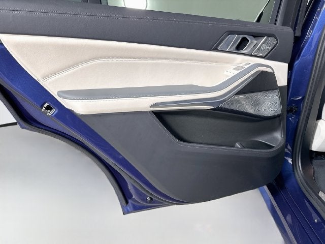 2024 BMW X7 ALPINA XB7