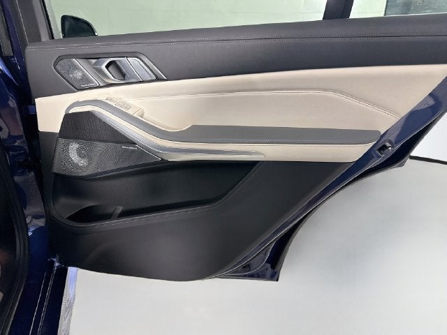 2024 BMW X7 ALPINA XB7