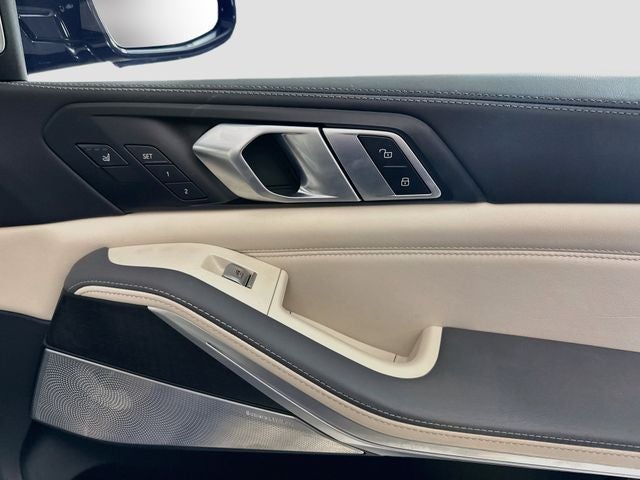 2024 BMW X7 ALPINA XB7