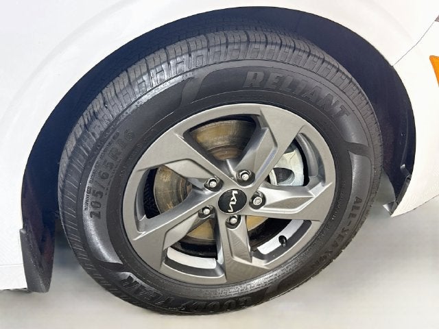 2024 Kia K5 LXS