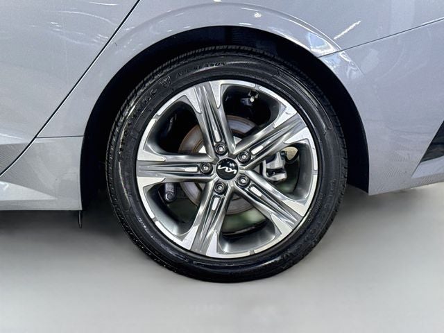 2024 Kia K5 EX