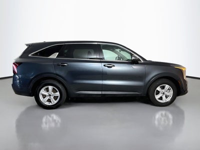 2024 Kia Sorento LX