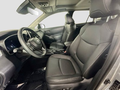 2024 Toyota Corolla Cross XLE