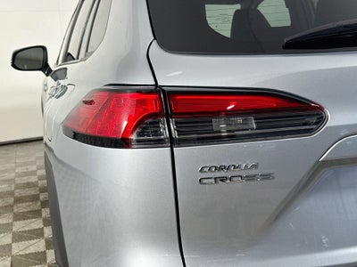 2024 Toyota Corolla Cross XLE