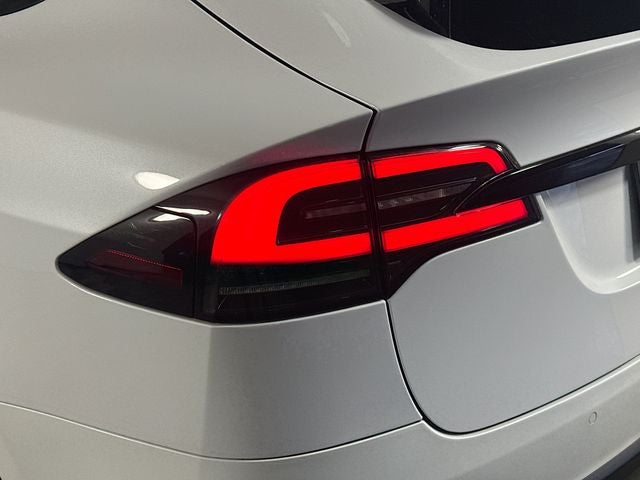 2022 Tesla Model X Plaid