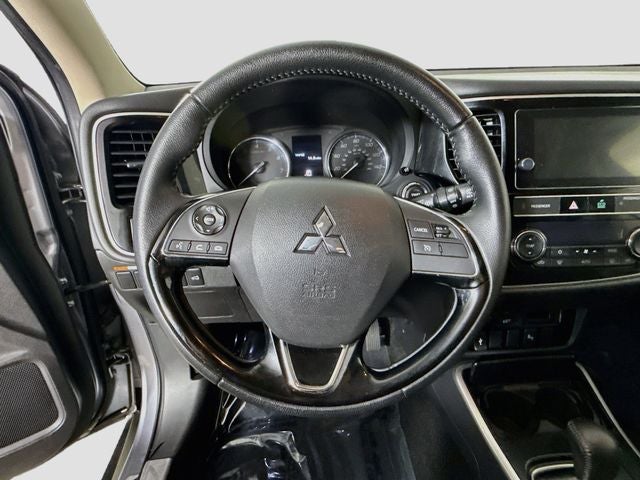 2019 Mitsubishi Outlander LE