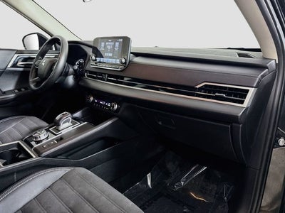 2023 Mitsubishi Outlander SE