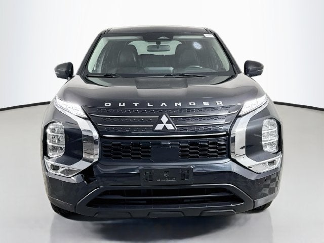 2023 Mitsubishi Outlander SE Black Edition