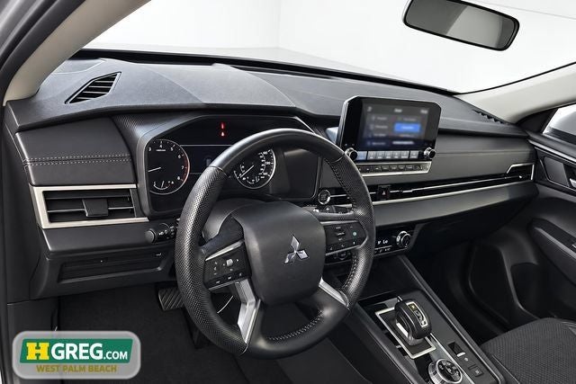 2024 Mitsubishi Outlander SE Black Edition