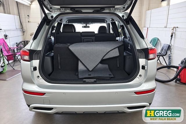 2024 Mitsubishi Outlander SE Black Edition