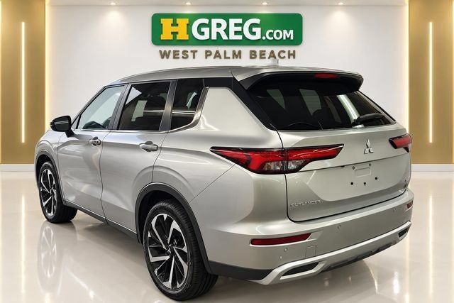 2024 Mitsubishi Outlander SE Black Edition