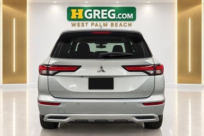 2024 Mitsubishi Outlander SE Black Edition