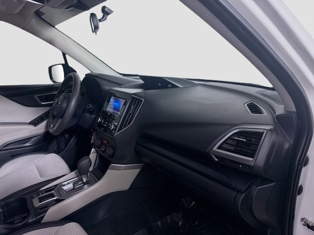 2022 Subaru Forester Base