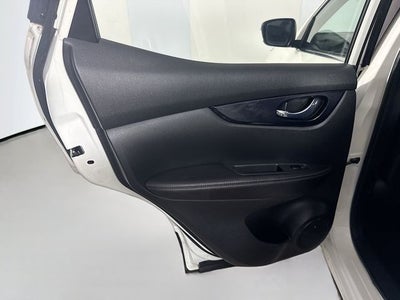 2017 Nissan Rogue Sport SV