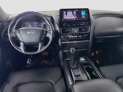 2024 INFINITI QX80 LUXE