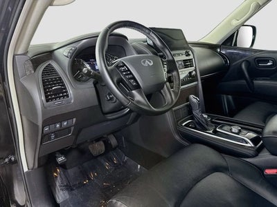 2024 INFINITI QX80 LUXE