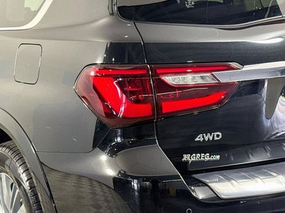 2024 INFINITI QX80 LUXE