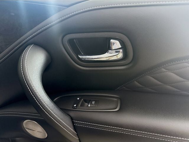2022 INFINITI QX80 Sensory