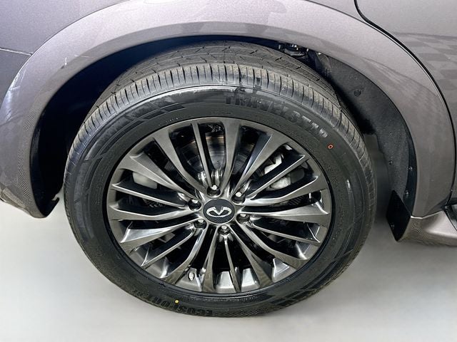 2022 INFINITI QX80 Sensory