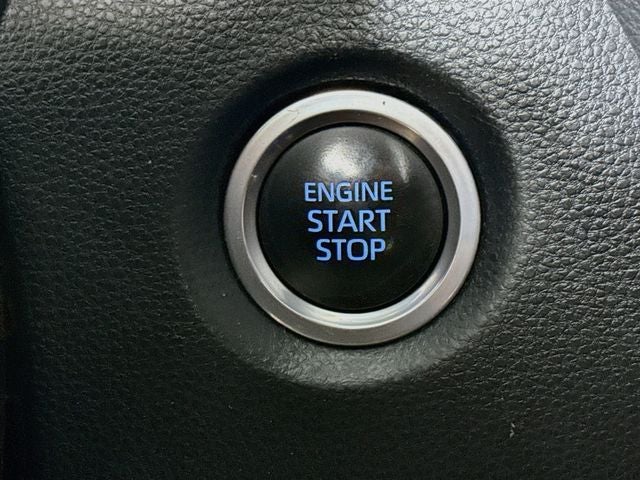 2022 Toyota Corolla Hatchback SE