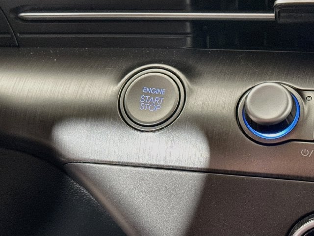 2025 Hyundai Kona SE