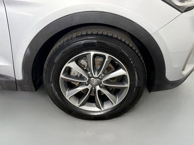2018 Hyundai Santa Fe SE