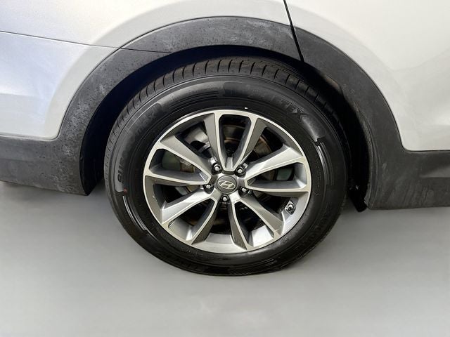 2018 Hyundai Santa Fe SE
