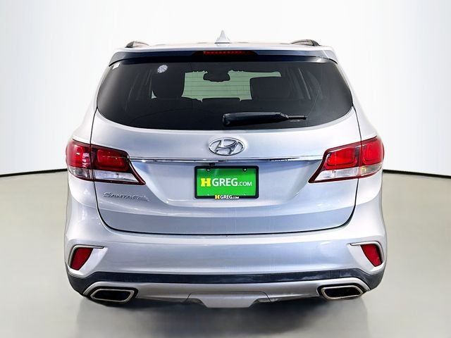 2018 Hyundai Santa Fe SE