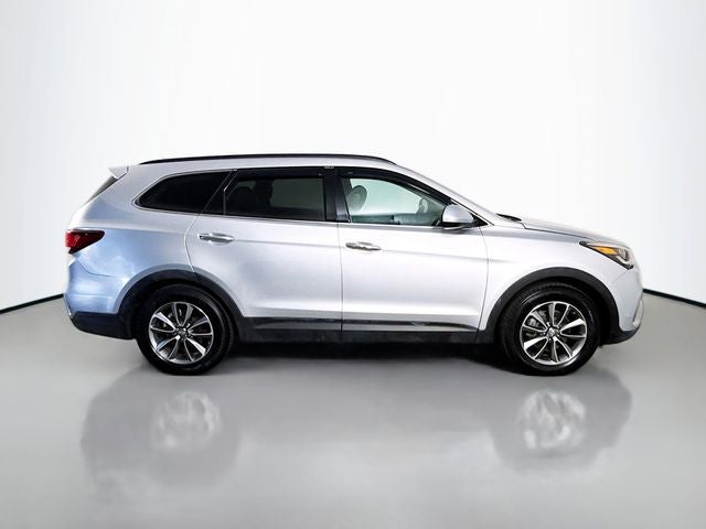 2018 Hyundai Santa Fe SE