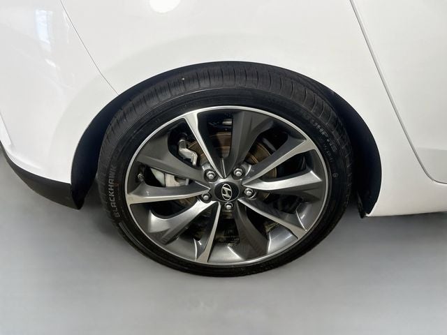2020 Hyundai Veloster 2.0 Premium