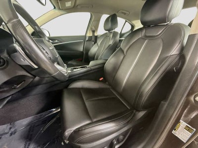 2022 Genesis G70 2.0T
