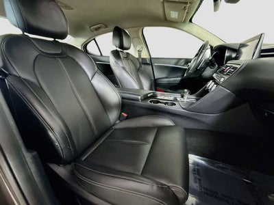 2022 Genesis G70 2.0T